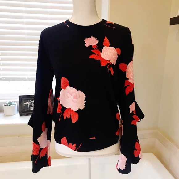 Who What Wear Tops - Who what wear black floral top with flared sleeves